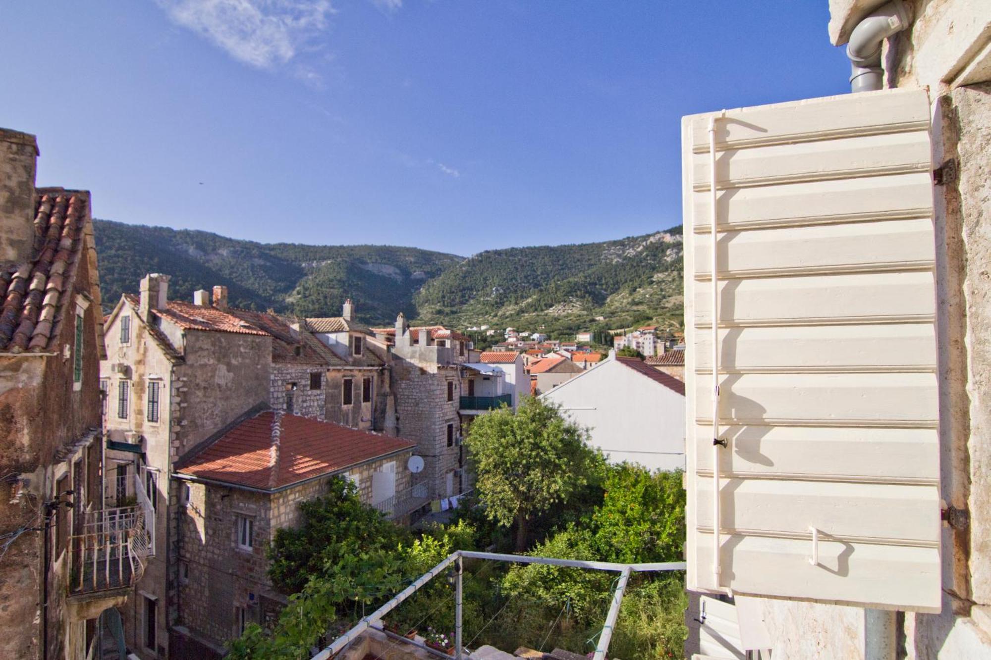 Apartments Donika Komiža Eksteriør bilde