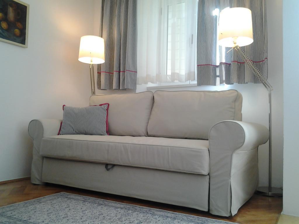 Apartments Donika Komiža Eksteriør bilde